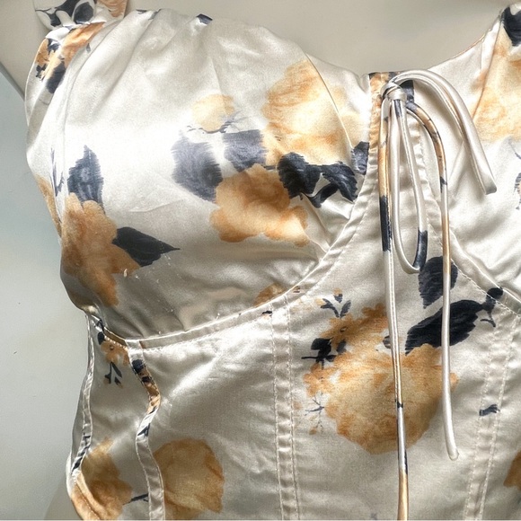 SHEIN rose print corset top - Picture 2 of 5